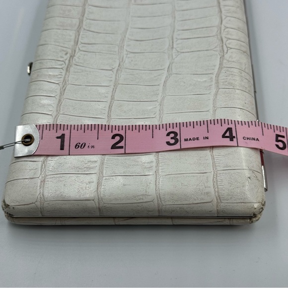 Abas White Crocodile Wallet Leather Snap Closure ID Holder
Clutch Wallet - Picture 14 of 14